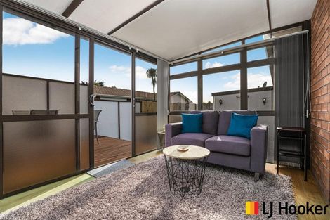 Photo of property in 1/3 Seaward Place, Wattle Downs, Auckland, 2103