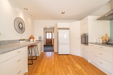 Photo of property in 320 Kaikorai Valley Road, Bradford, Dunedin, 9011