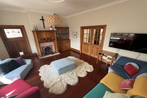 Photo of property in 1/5 Heretaunga Street, Petone, Lower Hutt, 5012