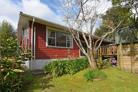 Photo of property in 12 Fendalton Crescent, Pinehaven, Upper Hutt, 5019