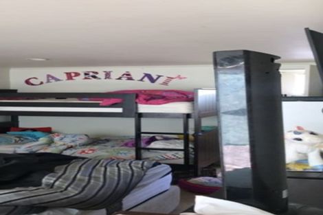 Photo of property in 8 Antalya Place, Manurewa, Auckland, 2102