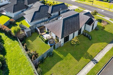 Photo of property in 15 Helenvale Crescent, Pokeno, 2402