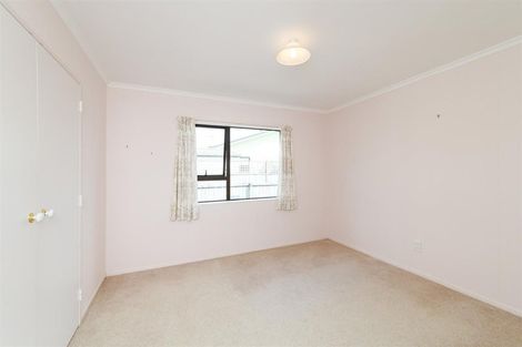 Photo of property in 1 Mcilwaine Place, Marton, 4710