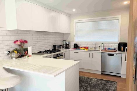 Photo of property in 7b Chamberlain Road, Karori, Wellington, 6012