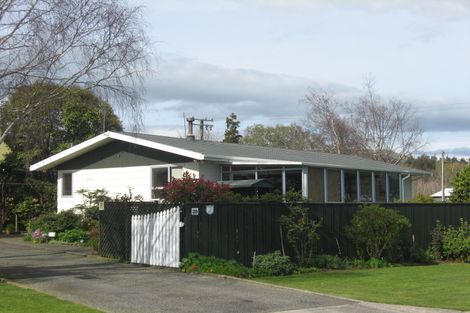 Photo of property in 30 Rata Street, Tokomaru, Palmerston North, 4474