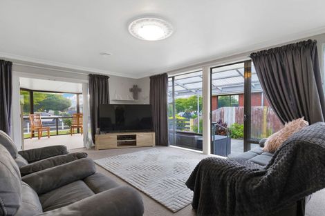 Photo of property in 10 Maple Street, Bishopdale, Christchurch, 8053