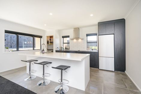 Photo of property in 8 Poplar Grove, Feilding, 4702