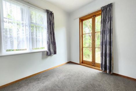 Photo of property in 8 Spenmoor Street, Newlands, Wellington, 6037