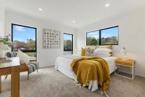 Photo of property in 559c Great South Road, Rosehill, Papakura, 2113