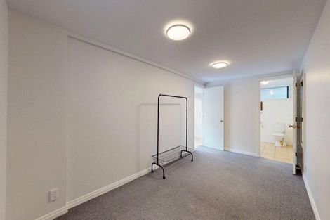 Photo of property in 141 Grant Road, Thorndon, Wellington, 6011