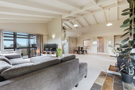 Photo of property in 1/16 Isobel Street, Acacia Bay, Taupo, 3330