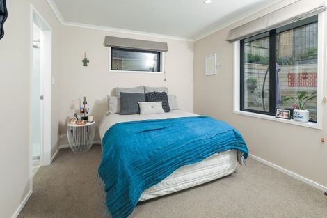 Photo of property in 4/142 Forest Lake Road, Forest Lake, Hamilton, 3200