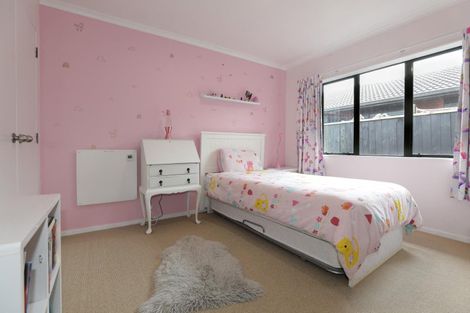 Photo of property in 29 Caulfield Place, Pukehangi, Rotorua, 3015