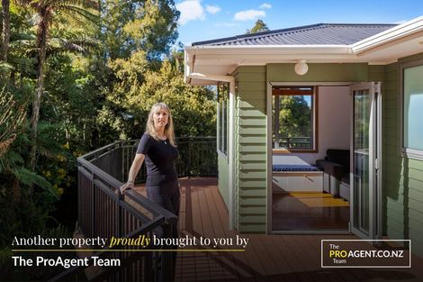 Photo of property in 373 Huia Road, Titirangi, Auckland, 0604