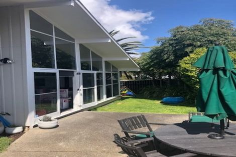 Photo of property in 94 Barrack Road, Mount Wellington, Auckland, 1060