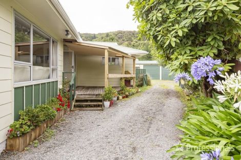 Photo of property in 23 Churchill Crescent, Featherston, 5710