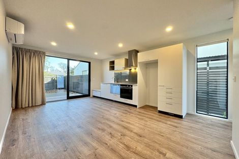 Photo of property in 4/231 Marine Parade, New Brighton, Christchurch, 8061