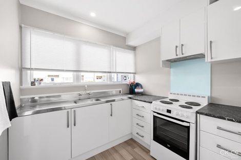 Photo of property in 3/6-8 Keys Street, Elderslea, Upper Hutt, 5018