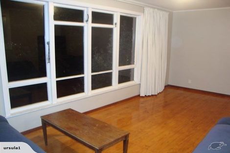 Photo of property in 76-78 Sievers Grove, Cannons Creek, Porirua, 5024