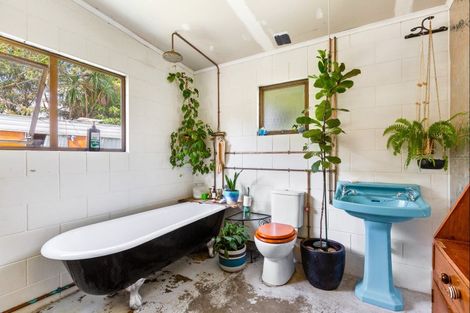 Photo of property in 2/25 Hammond Avenue, Hatfields Beach, Orewa, 0931