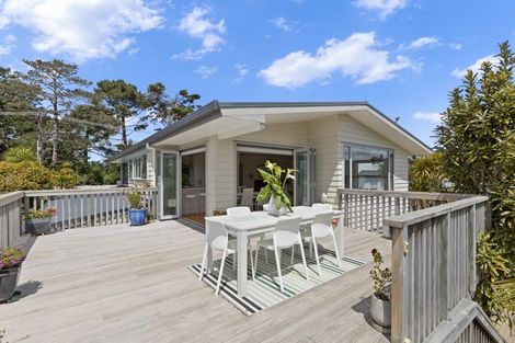 Photo of property in 105 Kowhai Road, Mairangi Bay, Auckland, 0630