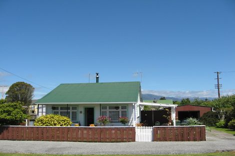 Photo of property in 4 Fonblanque Street, Westport, 7825