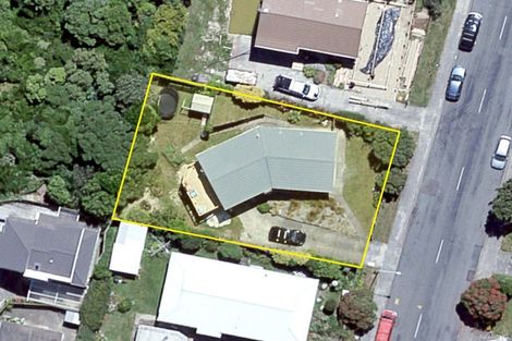 Photo of property in 11 Frobisher Street, Island Bay, Wellington, 6023