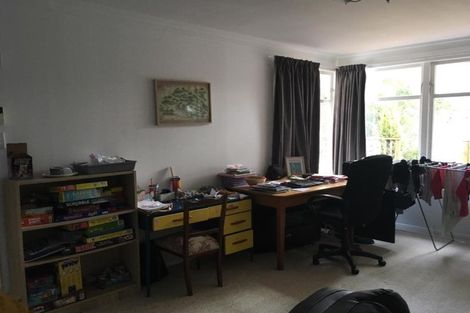 Photo of property in 10 Forest Road, Pinehaven, Upper Hutt, 5019