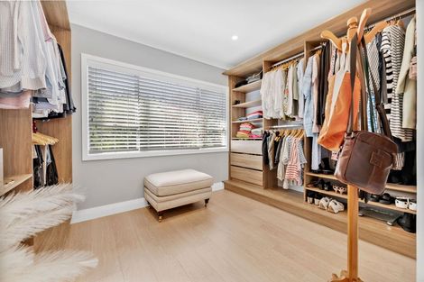 Photo of property in 23 Copperfield Terrace, Mellons Bay, Auckland, 2014