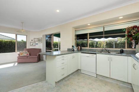 Photo of property in 15 Chamberlain Place, Mount Maunganui, 3116