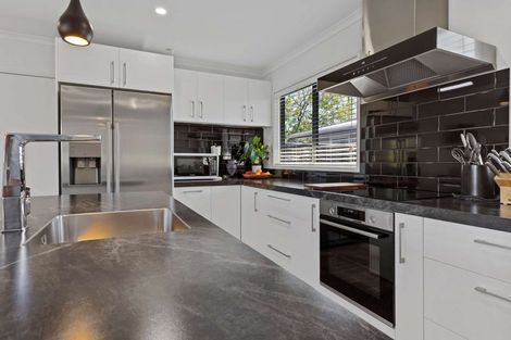 Photo of property in 116 Clayton Road, Mangakakahi, Rotorua, 3015