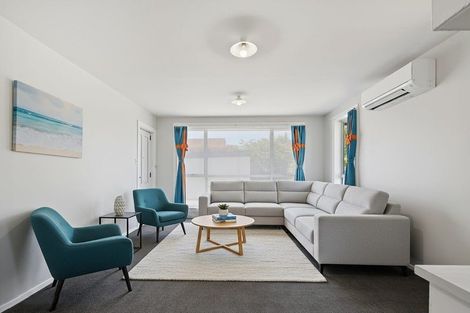 Photo of property in 1/17 Tyrone Street, Belfast, Christchurch, 8051