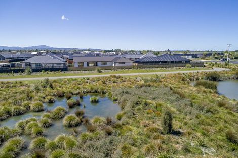 Photo of property in 32 Angus Place, Rangiora, 7400