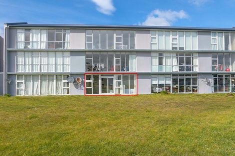 Photo of property in 23 Rangitane Street, Maupuia, Wellington, 6022