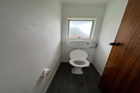 Photo of property in 2/30 Mcleod Road, Henderson, Auckland, 0612