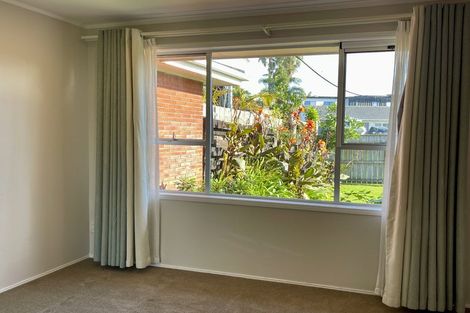 Photo of property in 1/1 Tina Place, Sunnyhills, Auckland, 2010