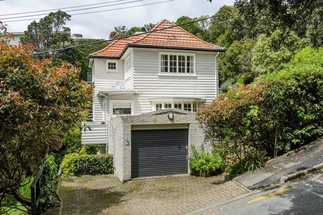 Photo of property in 3 Cluny Avenue, Kelburn, Wellington, 6012