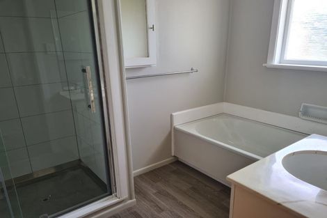 Photo of property in 49 Wavell Crescent, Lansdowne, Masterton, 5810