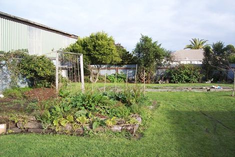 Photo of property in 128 Queen Street, Westport, 7825