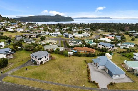 Photo of property in 48 Kahotea Drive, Motuoapa, 3382