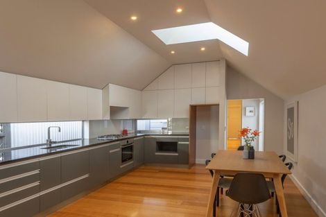 Photo of property in 63 Brougham Street, Mount Victoria, Wellington, 6011