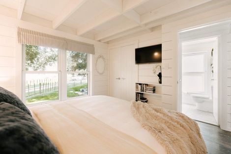 Photo of property in 216 Rowes Road, Hunterville, 4785