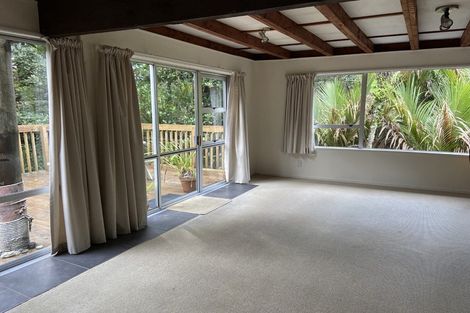 Photo of property in 33 Reynolds Place, Torbay, Auckland, 0630