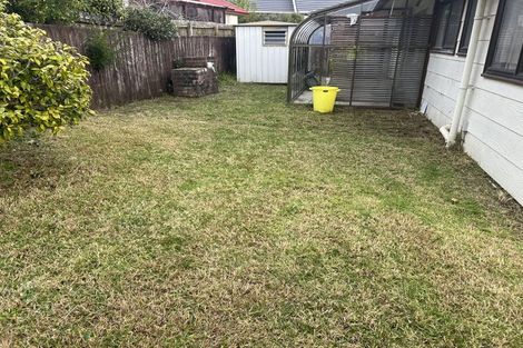 Photo of property in 1/64 Aviemore Drive, Highland Park, Auckland, 2010