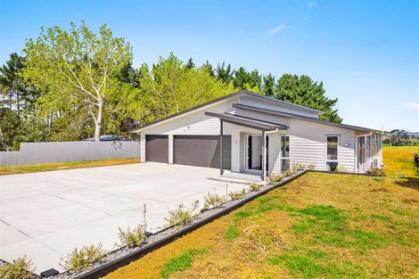 Photo of property in 2d Masters Road, Waiuku, 2681