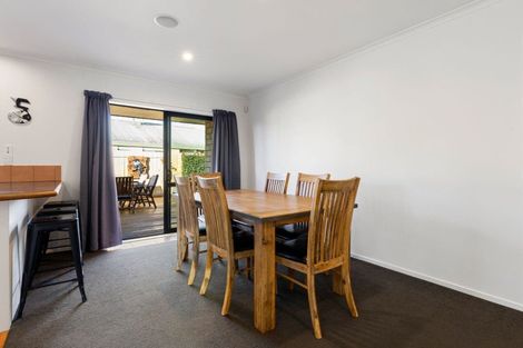 Photo of property in 10 Cairns Crescent, Rototuna, Hamilton, 3210