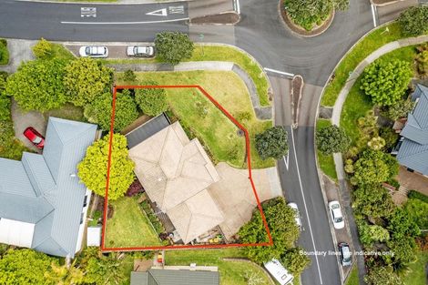 Photo of property in 1 Landvale Court, Browns Bay, Auckland, 0630