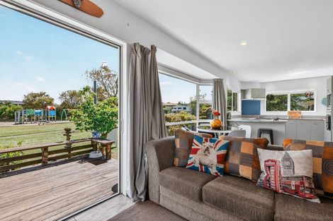 Photo of property in 2/35 Fairview Terrace, Waipahihi, Taupo, 3330