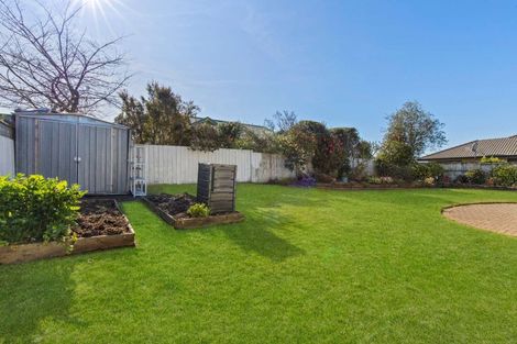 Photo of property in 5 Hoyte Place, Pukehangi, Rotorua, 3015