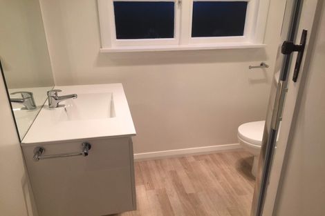 Photo of property in 39 Balgay Street, Upper Riccarton, Christchurch, 8041